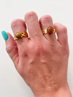 Anillo esfera marrón