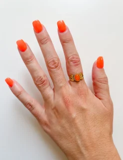 Anillo piedra naranja dorado