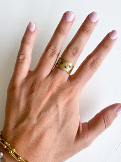 Anillo trenzado dorado