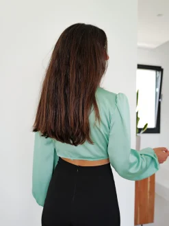 Blusa cruzada satin menta
