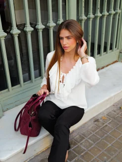 Blusa romántica cordón blanca