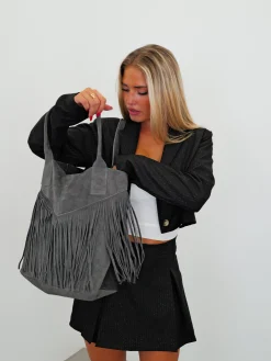 Bolso ante flecos gris