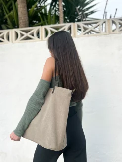 Bolso maxi nylon beige