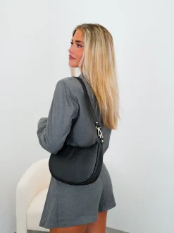 Bolso media luna piel negro