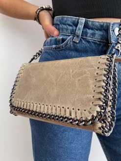Bolso midi piel beige