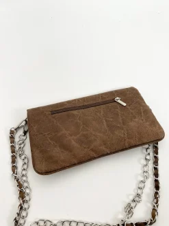 Bolso piel cadenas brillo marron