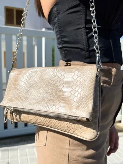 Bolso piel cadenas coco beige