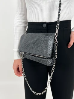 Bolso piel cadenas coco negro