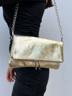 Bolso piel cadenas dorado