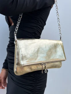 Bolso piel cadenas dorado