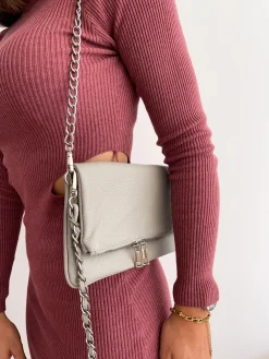 Bolso piel cadenas hielo