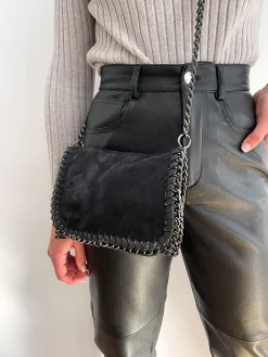 Bolso pocket cadenas negro