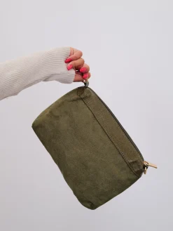 Bolso tachas brillo verde