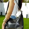 Bolso tachuelas brillos negro