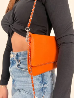 Bolso vegano cadenas naranja