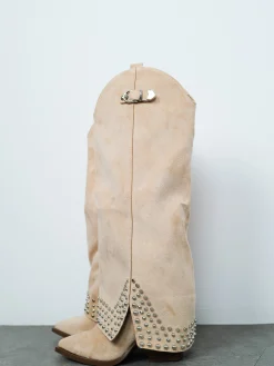 Bota tacón solapa ante marfil