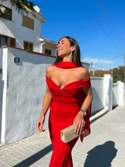 Chal capa gasa roja
