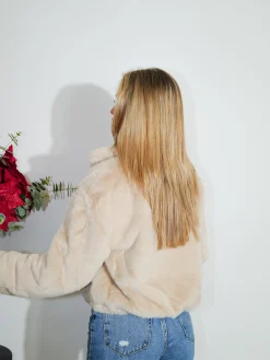 Chaqueta pelo cremallera beige