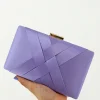 Clutch satinado lila