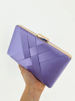 Clutch satinado lila
