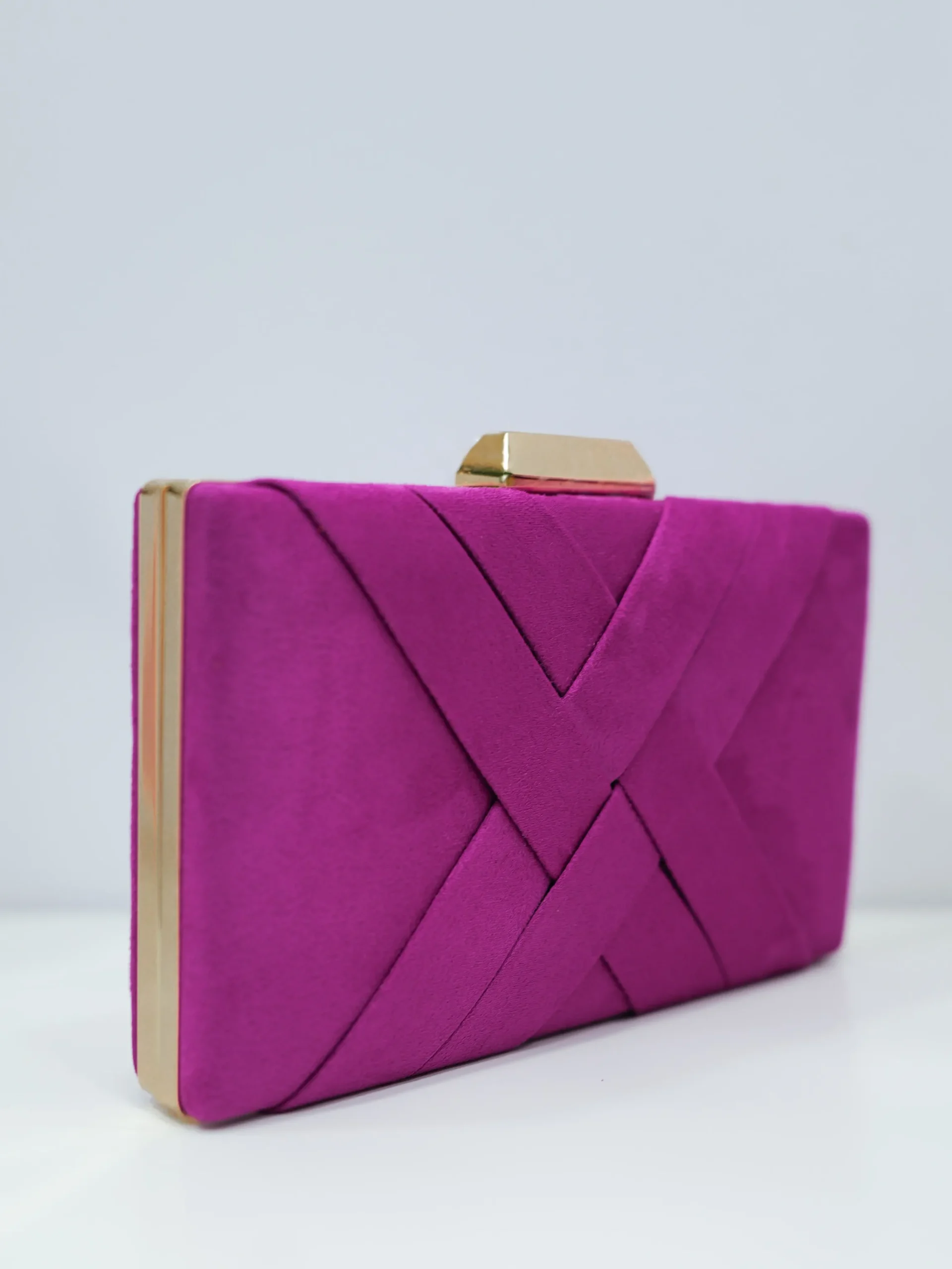 Clutch trenzado amarena