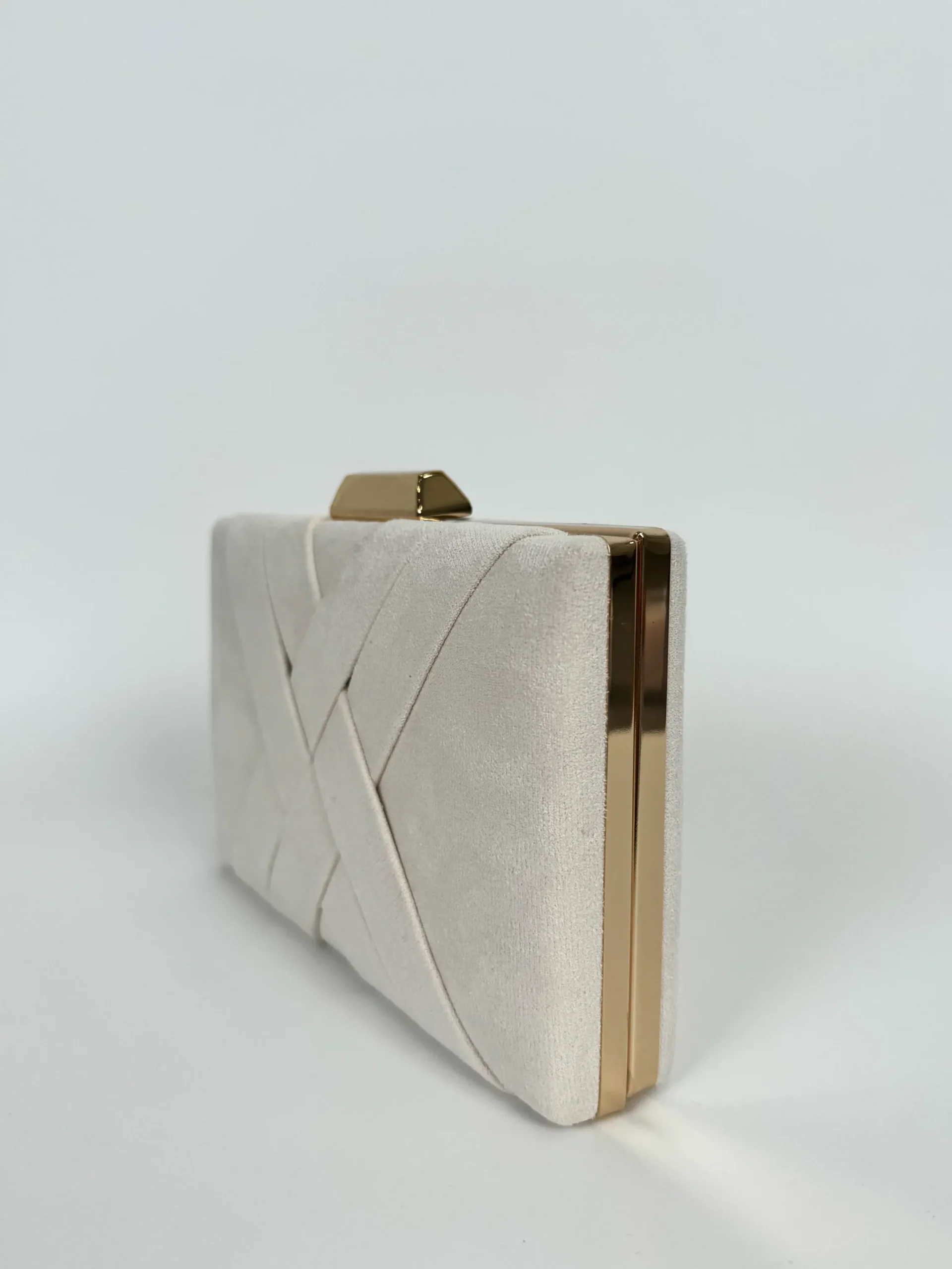 Clutch trenzado beige