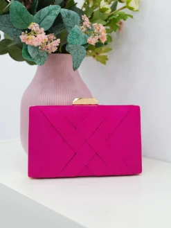 Clutch trenzado fucsia