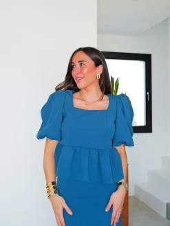 Conjunto falda midi pomposo petróleo