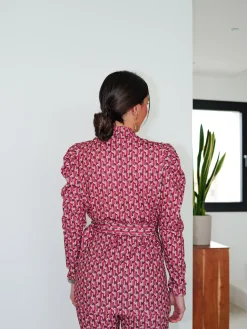 Conjunto traje cinturón rosa