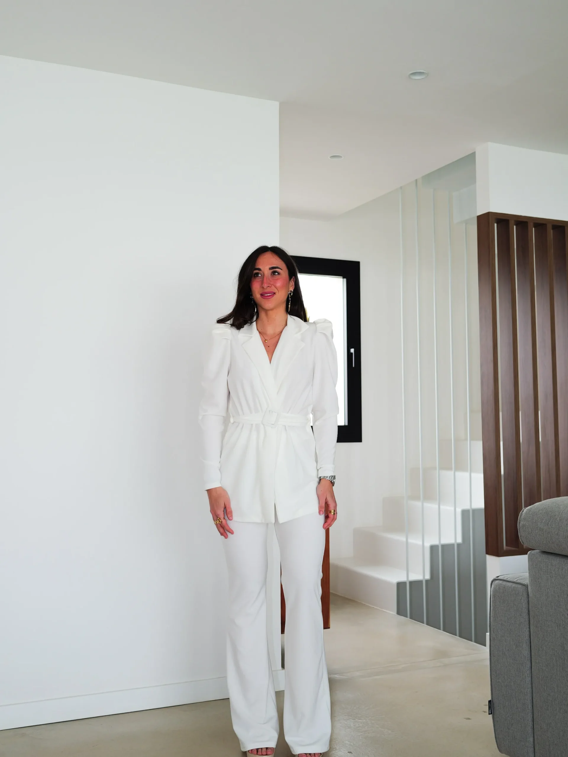 Conjunto traje manga abullonada blanco