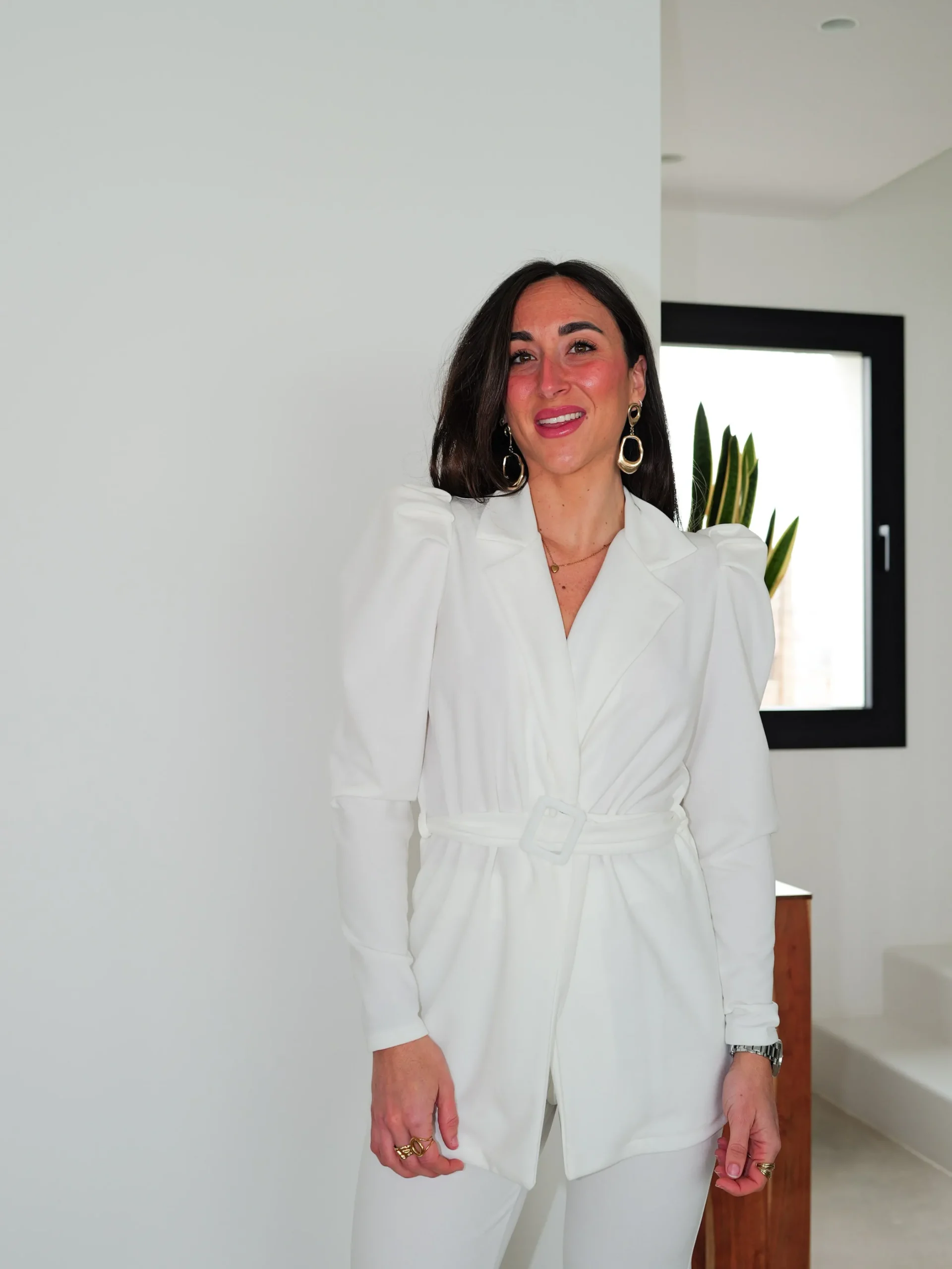 Conjunto traje manga abullonada blanco