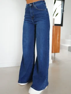 Jeans campana tiro alto marino