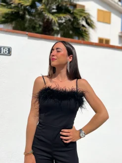 Mono largo plumas negro