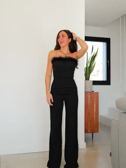 Mono largo plumas negro