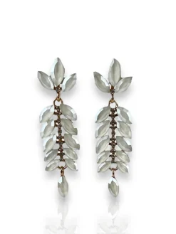 Pendientes hebras blancas