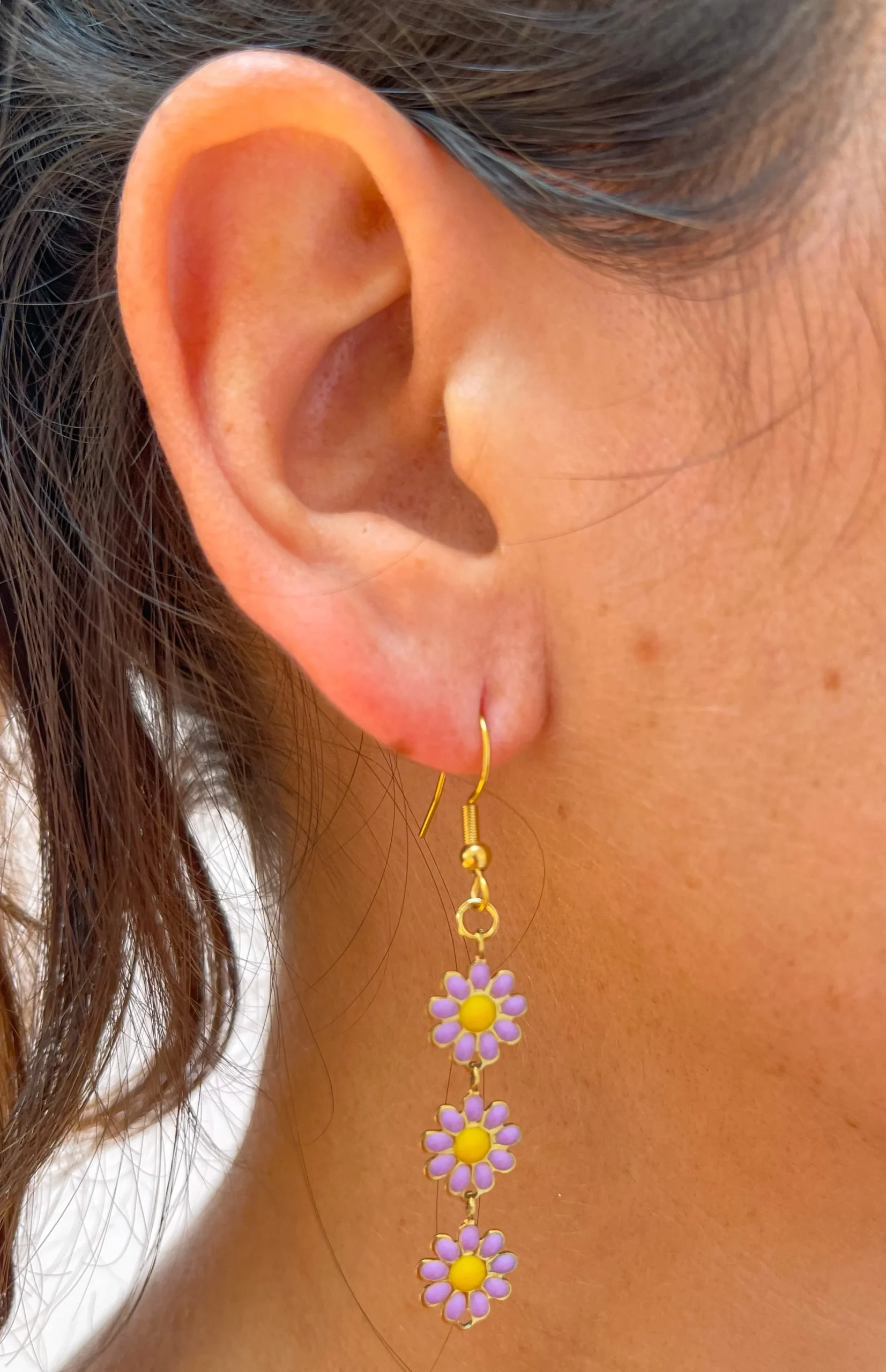 Pendientes margaritas lila