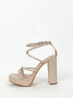 Sandalia plataforma cordón redondo nude