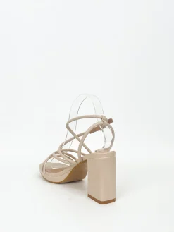 Sandalia plataforma entrelazado nude