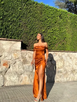 Vestido corse manguitos caldera