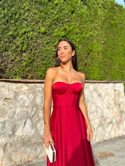 Vestido corse palabra vino