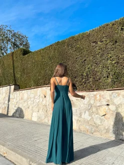 Vestido crepe pico petróleo
