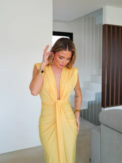 Vestido escote lazo amarillo
