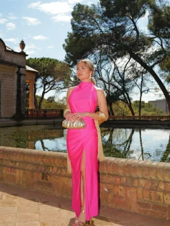Vestido halter espalda lazo fucsia