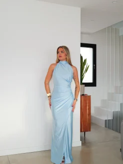 Vestido halter espalda lazo celeste
