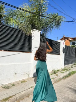 Vestido halter raso botella