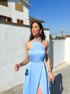 Vestido halter raso celeste