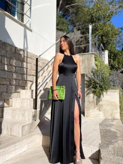 Vestido halter raso negro