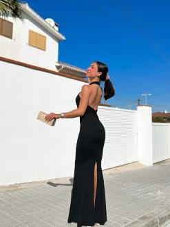Vestido halter sirena negro