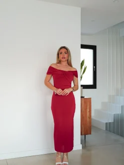 Vestido midi barco cruzado burdeos