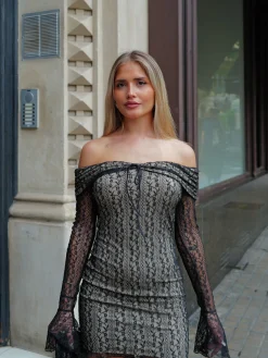 Vestido mini barco encaje beige